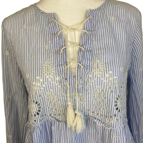 Gap Striped Embroidered Eyelet Tiered Peasant Blouse Tassels Puff Sleeves Sz XS - Picture 4 of 16